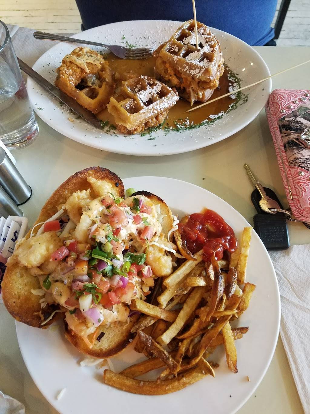 Vudu Street Food | restaurant | 121 S Knowles Ave, New Richmond, WI 54017, USA | 7152467166 OR +1 715-246-7166