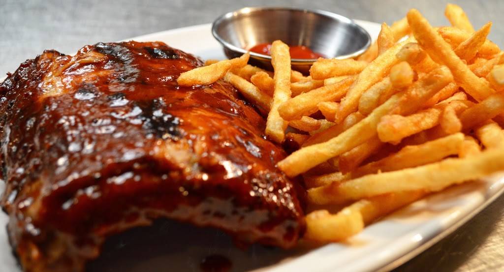 Sams Sports Grill - Florence | restaurant | 339 Seville St, Florence, AL 35630, USA | 2563492300 OR +1 256-349-2300