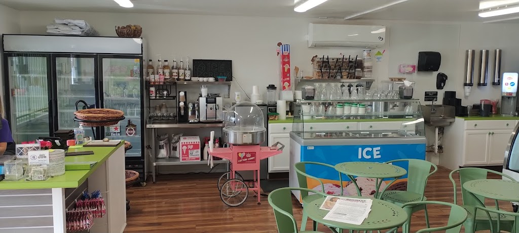 Neenas Cafe and Sweets | restaurant | 4195 AZ-68, Golden Valley, AZ 86413, USA | 9283775959 OR +1 928-377-5959