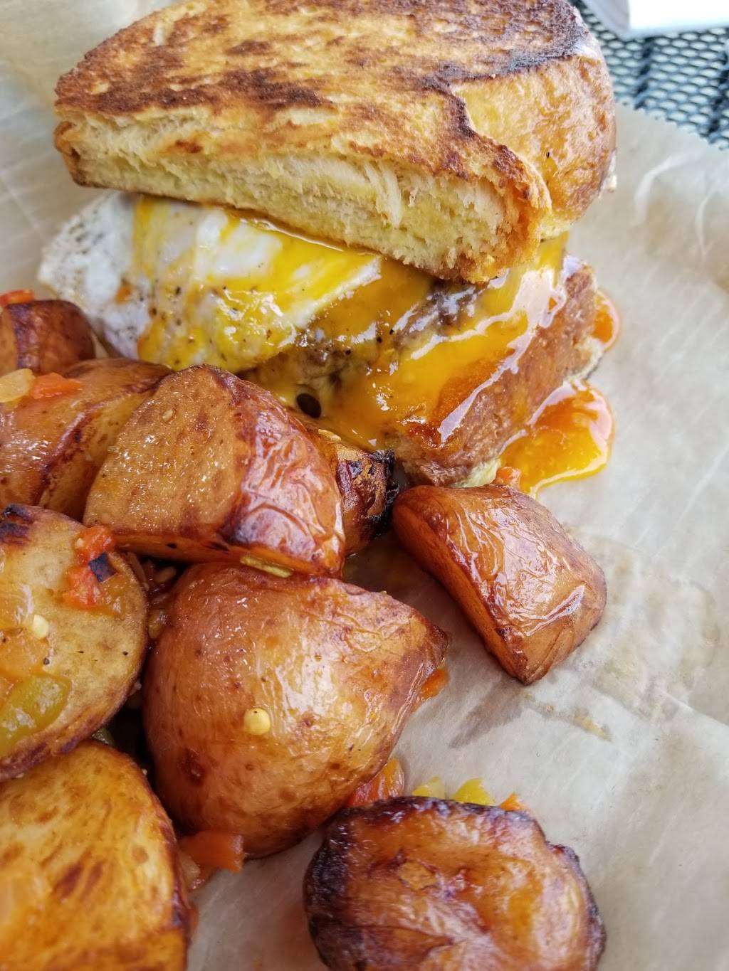 Tela Bar + Kitchen | restaurant | 1212 Springfield Pike, Cincinnati, OH 45215, USA | 5138218352 OR +1 513-821-8352