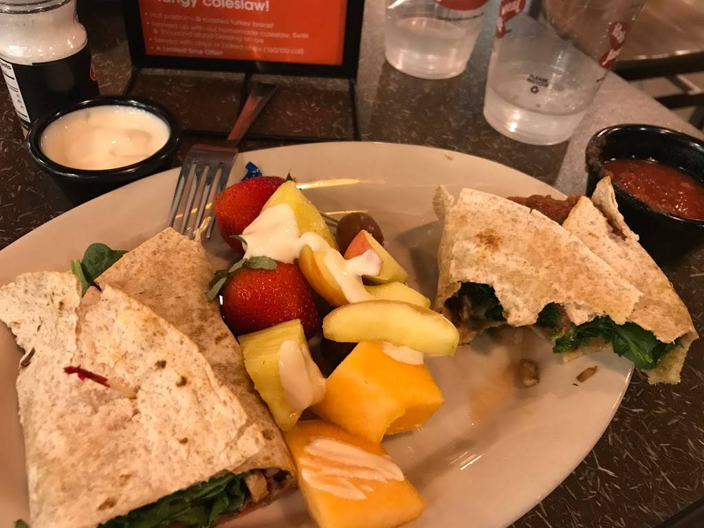 Jasons Deli | restaurant | 9100 N Central Expy, Dallas, TX 75231, USA | 2147391800 OR +1 214-739-1800