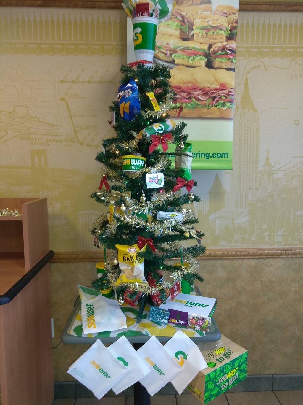 Subway Restaurants | restaurant | 2734 Schaad Rd, Knoxville, TN 37921, USA | 8659387907 OR +1 865-938-7907