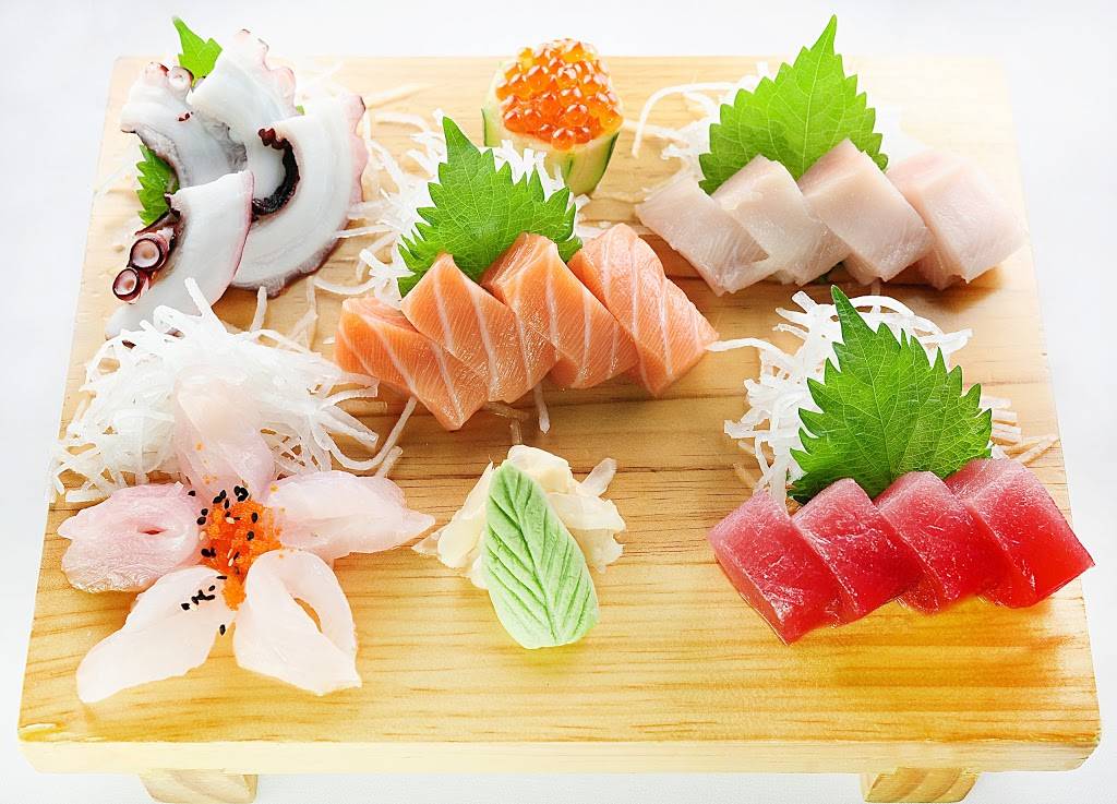 Sky Bar Steak & Sushi | restaurant | 2105 Postoffice St, Galveston, TX 77550, USA | 4096214759 OR +1 409-621-4759