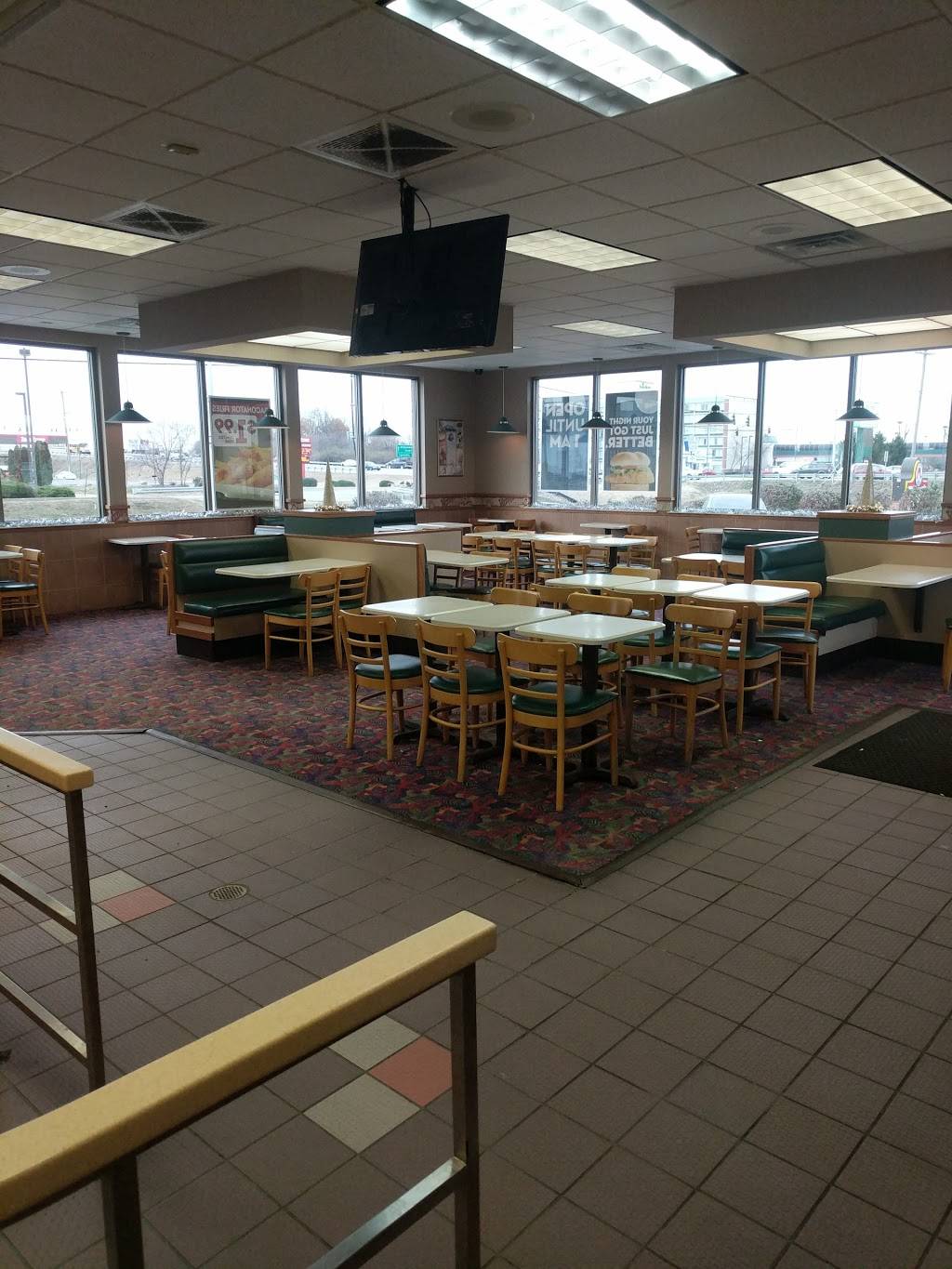 Wendys | restaurant | 2800 Packerland Way, Louisville, KY 40213, USA | 5029648433 OR +1 502-964-8433