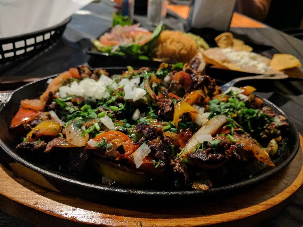 Fat Boys Taqueria and Sportsbar | restaurant | 3045 W Bullard Ave, Fresno, CA 93711, USA | 5594357600 OR +1 559-435-7600