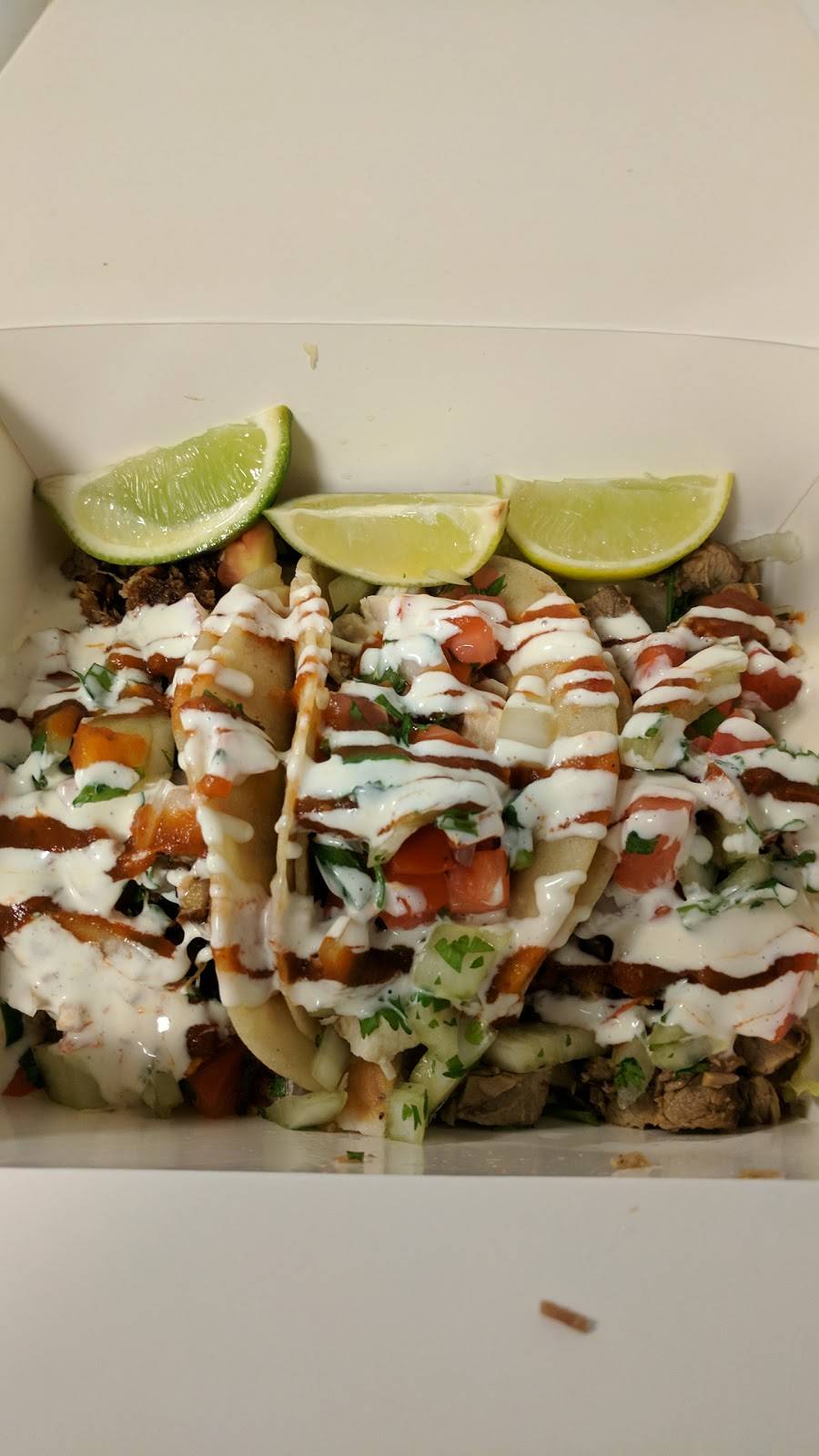 Fistful of Tacos | meal takeaway | 201 Harrison St C2, San Francisco, CA 94105, USA | 4154004780 OR +1 415-400-4780