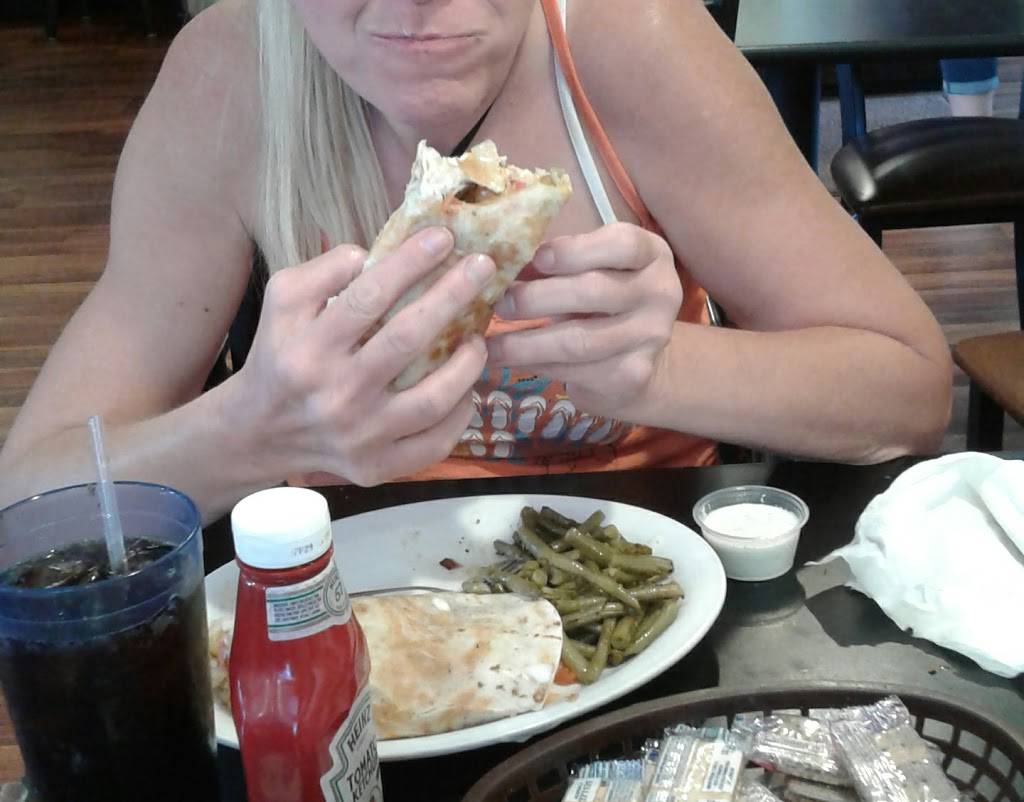 Village Drive-In | restaurant | 212 S Washington St, Bunker Hill, IL 62014, USA | 6185853113 OR +1 618-585-3113