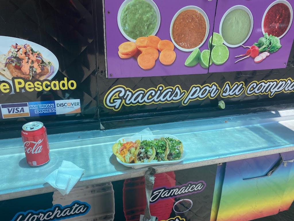 El Chaparrito - Mexican Grill | restaurant | 2001 S Main St, Santa Ana, CA 92707, USA | 7147491372 OR +1 714-749-1372