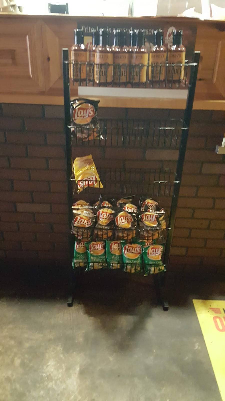 Dickeys Barbecue Pit | restaurant | 5900 Bosque Blvd, Waco, TX 76710, USA | 2547511232 OR +1 254-751-1232