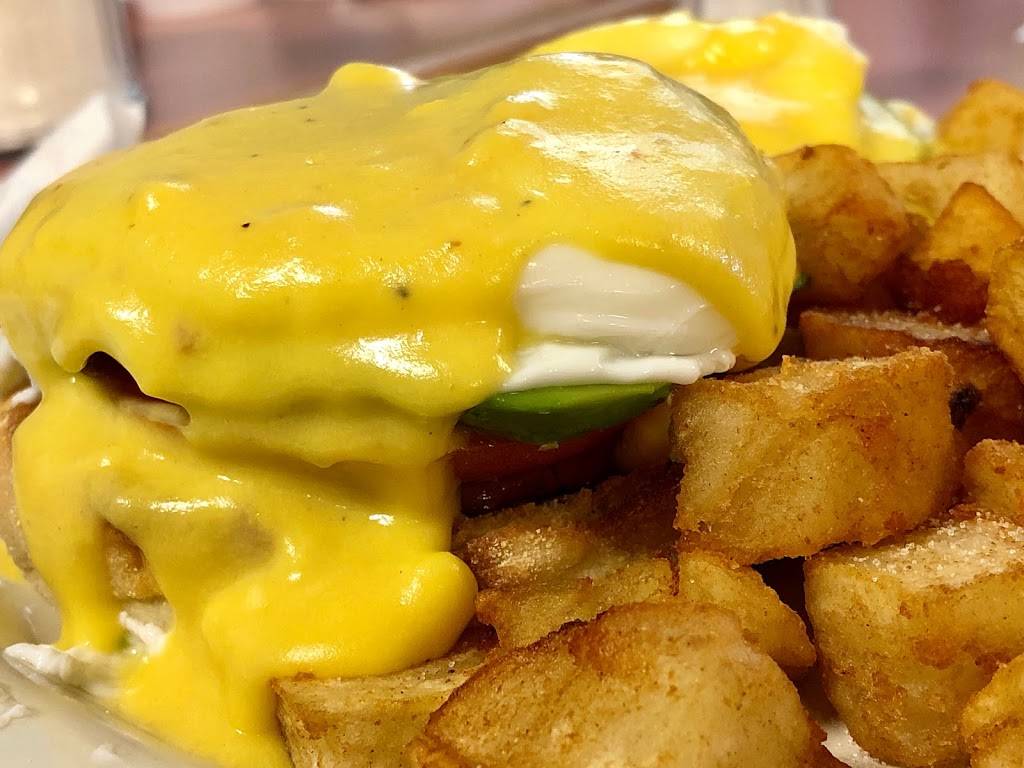 The Brookwood Cafe | restaurant | 3133 Quakerbridge Rd, Hamilton Township, NJ 08619, USA | 6098902120 OR +1 609-890-2120