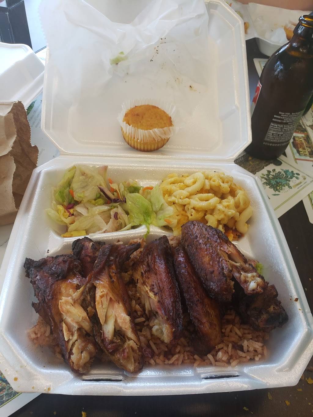 Cool Runnings Jamaican Cuisine | restaurant | 5238 Murfreesboro Rd, La Vergne, TN 37086, USA | 6152132090 OR +1 615-213-2090