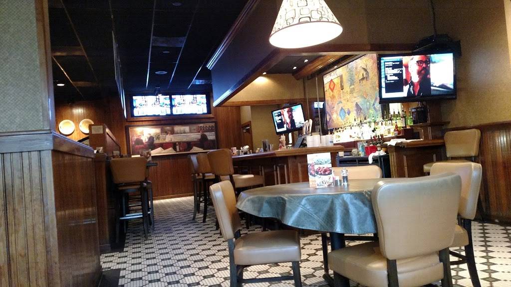 Ruby Tuesday | restaurant | 131 Crossroads Blvd, Cary, NC 27511, USA | 9198549990 OR +1 919-854-9990