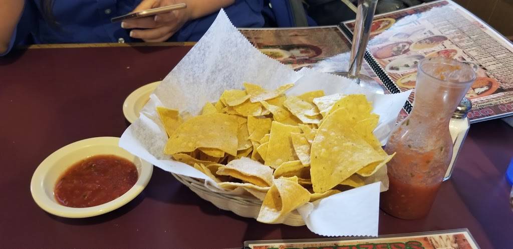 Dos Primos Mexican Restaurant | restaurant | 2072 Village Ln, Hermann, MO 65041, USA | 5734868010 OR +1 573-486-8010