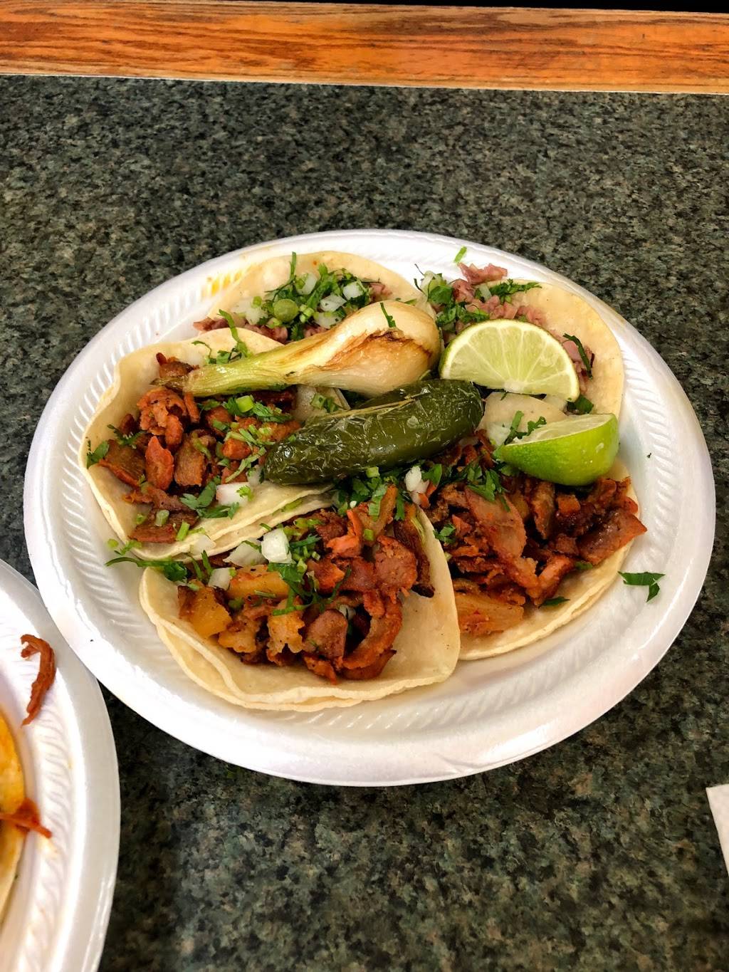 Los Gallitos | restaurant | 7255 E 72nd Ave, Commerce City, CO 80022, USA | 7203534567 OR +1 720-353-4567