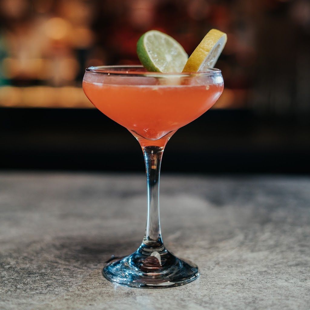 The Taproom at Crust Pizza | restaurant | 3471 Nelson Rd, Lake Charles, LA 70605, USA | 3375082189 OR +1 337-508-2189