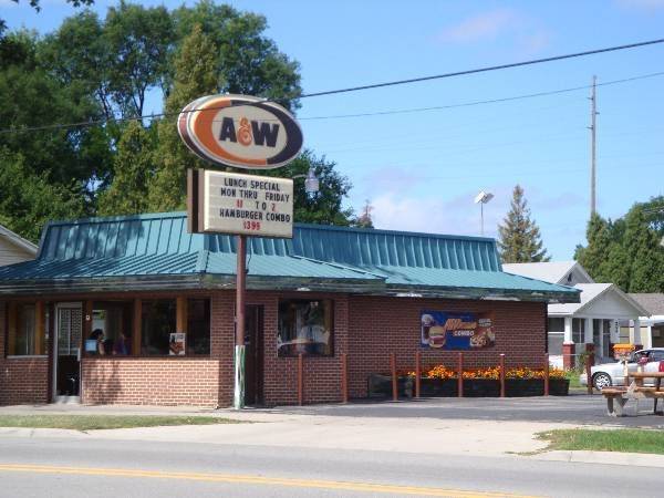 A&W Drive In | restaurant | 301 Lafayette Ave, Bay City, MI 48708, USA | 9898920321 OR +1 989-892-0321