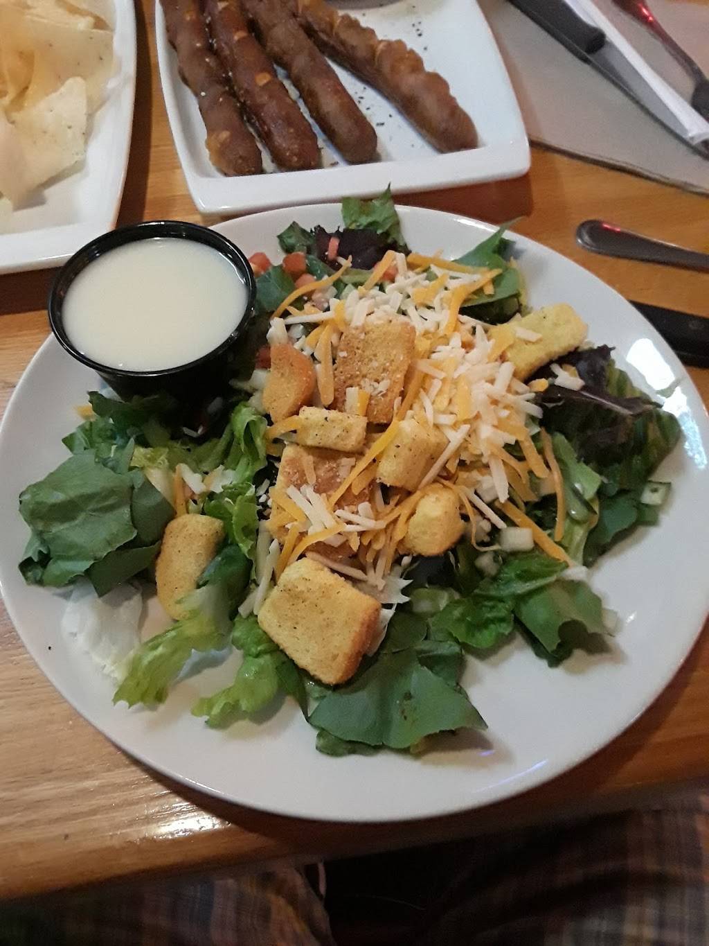 Applebees Grill + Bar | restaurant | 5414 Meijer Dr, Fort Wayne, IN 46835, USA | 2604929991 OR +1 260-492-9991