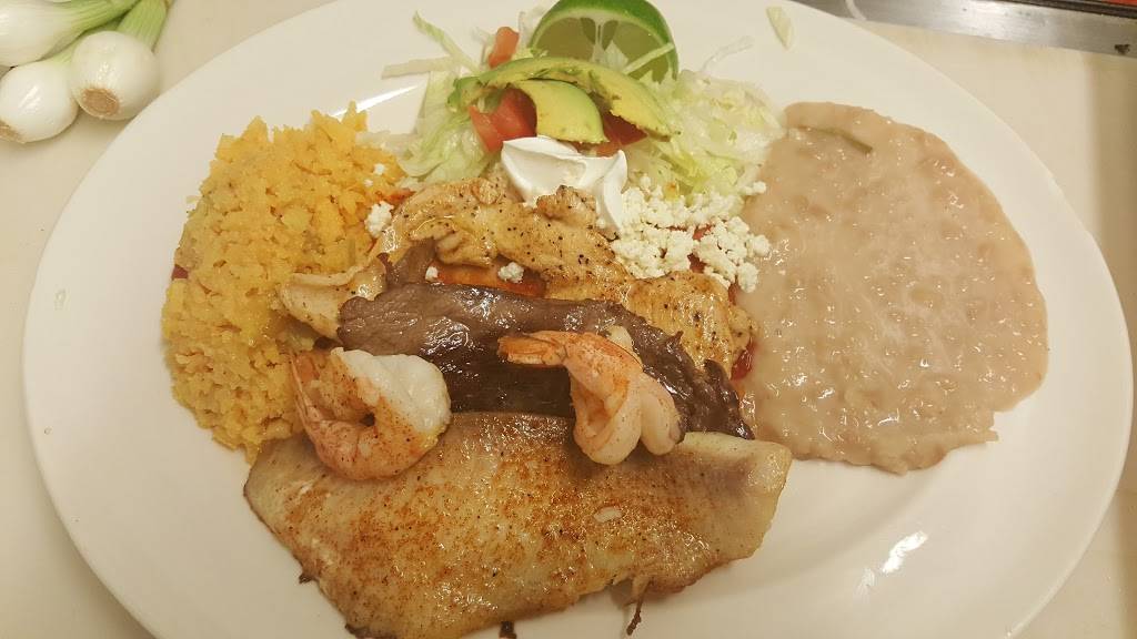 Taqueria Benitez | restaurant | 14523 Lee Rd, Houston, TX 77032, USA | 2814422205 OR +1 281-442-2205