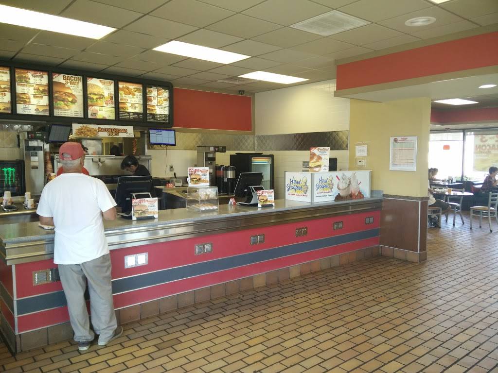 Hardees | restaurant | 1810 S Main St, Joplin, MO 64804, USA | 4176235808 OR +1 417-623-5808