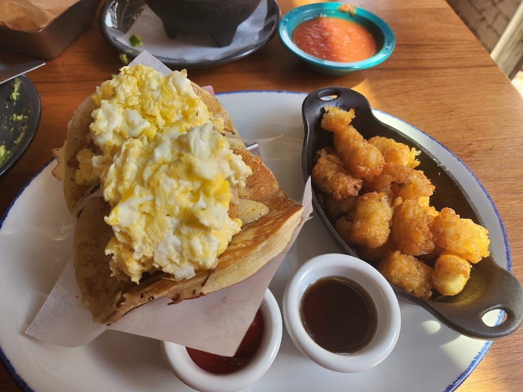 TacoLingo Tex-Mex | restaurant | 2301 N Akard St Ste 270, Dallas, TX 75201, USA | 2146134041 OR +1 214-613-4041