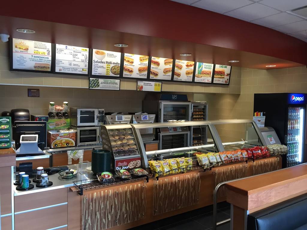 Subway | restaurant | 2570 Chemin de la Lièvre S, Mont-Laurier, QC J9L 3P4, Canada | 8196233643 OR +1 819-623-3643