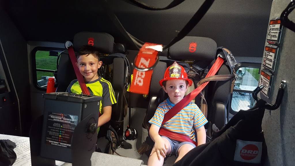 Dominos Pizza | meal delivery | 3502 N Access Rd Ste 3, Englewood, FL 34224, USA | 9414755691 OR +1 941-475-5691