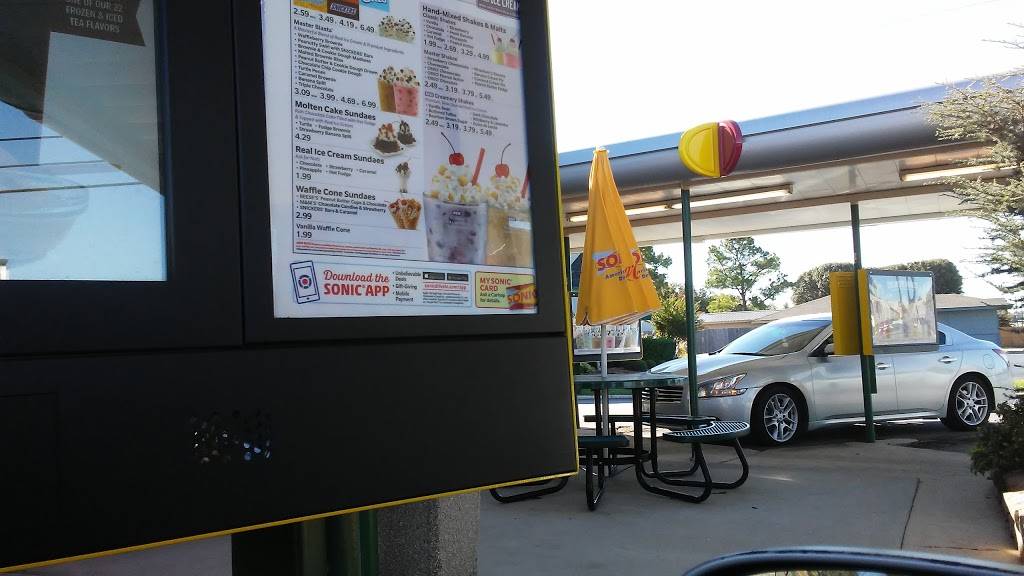 Sonic Drive-In | restaurant | 8420 S Western Ave, Oklahoma City, OK 73139, USA | 4056321991 OR +1 405-632-1991