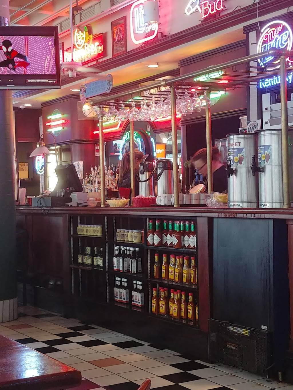 Sawyers Downtown | restaurant | 325 W Main St, Lexington, KY 40507, USA | 8592816022 OR +1 859-281-6022