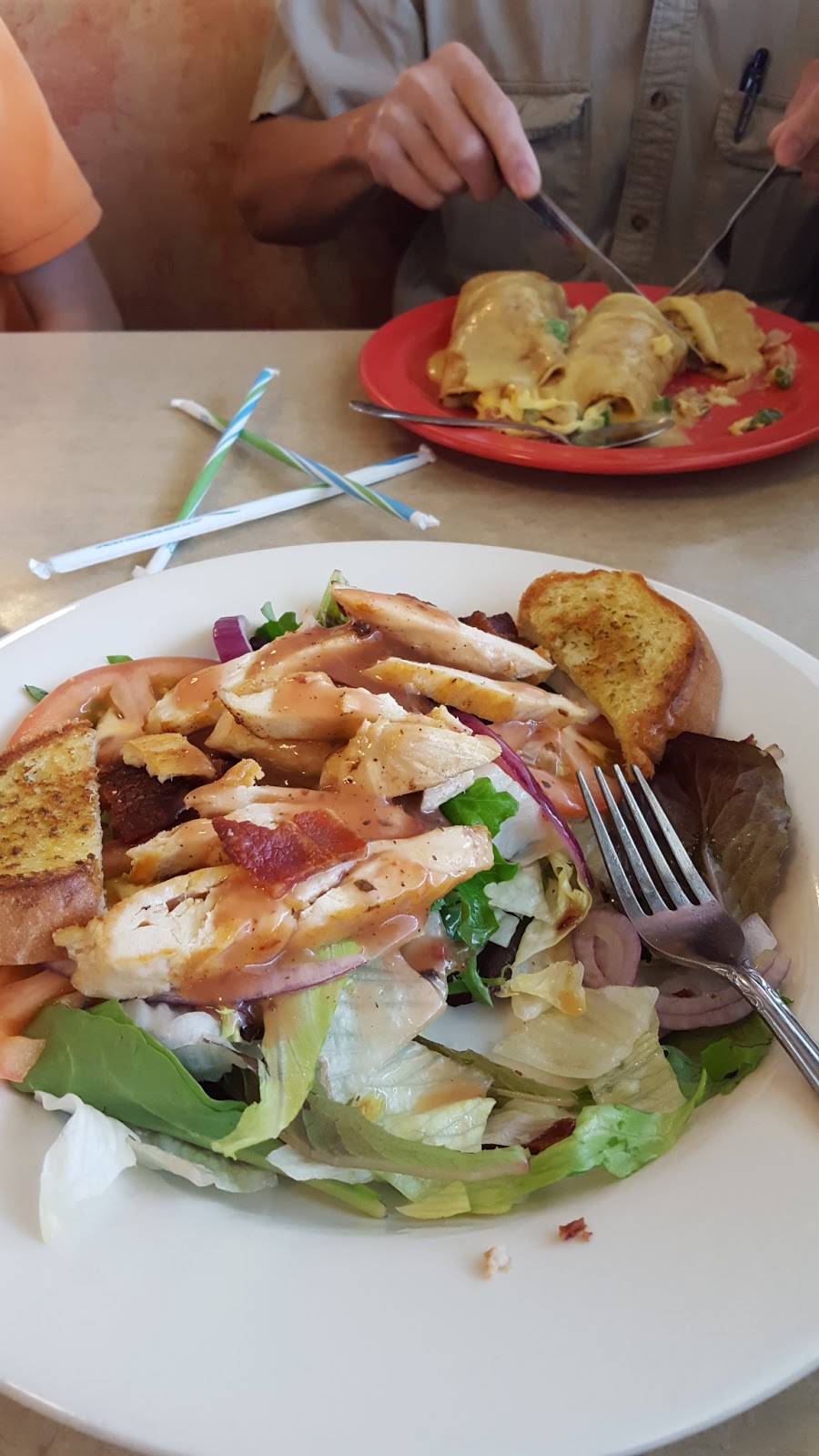 Café by Country Kitchen | restaurant | 2487 M-139, Benton Harbor, MI 49022, USA | 2699256076 OR +1 269-925-6076