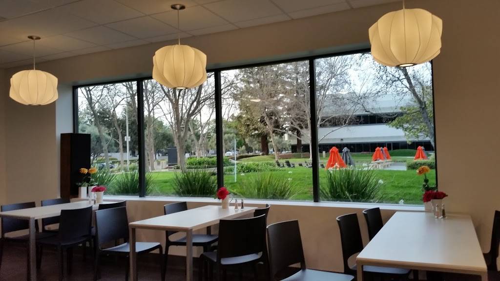 Beryls Place | restaurant | 2860 Zanker Rd # 106, San Jose, CA 95134, USA | 4084330388 OR +1 408-433-0388