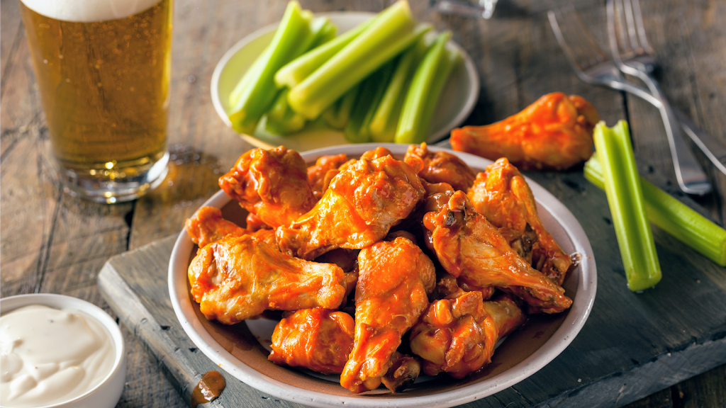 Champion Wings & Fish | restaurant | 834 spur138, suite 838, Jonesboro, GA 30236, USA | 7707033346 OR +1 770-703-3346