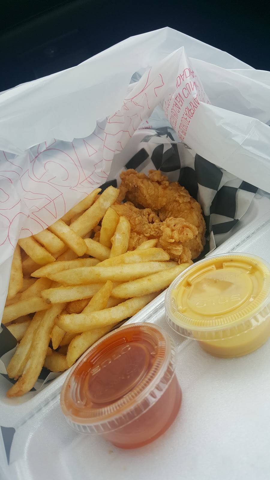 Speedys grub shack | restaurant | 14001 Lakewood Heights Blvd, Cleveland, OH 44107, USA | 2162512419 OR +1 216-251-2419