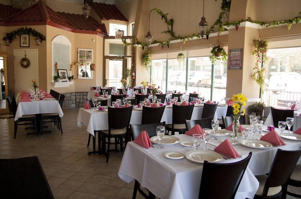 Il Porcellino Italian Restaurant And Catering | restaurant | 1-6720 Davand Dr, Mississauga, ON L5T 2K7, Canada | 9056969755 OR +1 905-696-9755