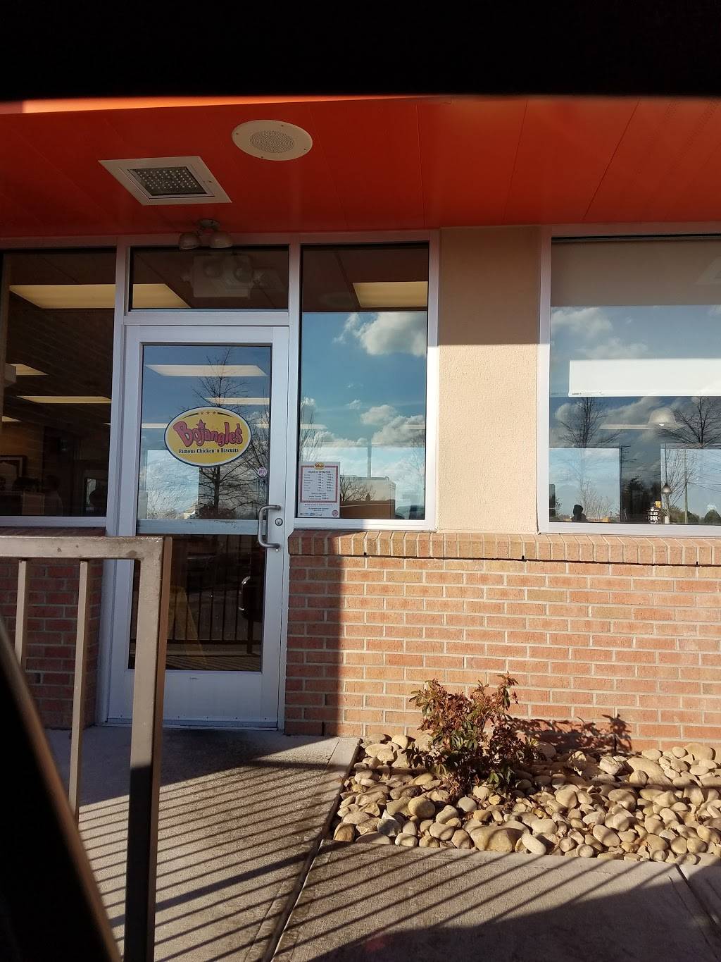 Bojangles Famous Chicken n Biscuits | restaurant | 801 E Butler Rd, Mauldin, SC 29662, USA | 8642880839 OR +1 864-288-0839