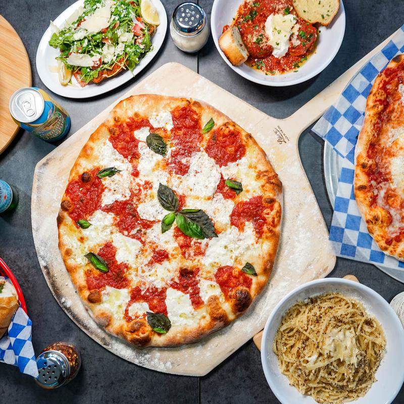 Merlinos Pizzeria | restaurant | 889 Dyer Ave, Cranston, RI 02920, USA | 4012050500 OR +1 401-205-0500