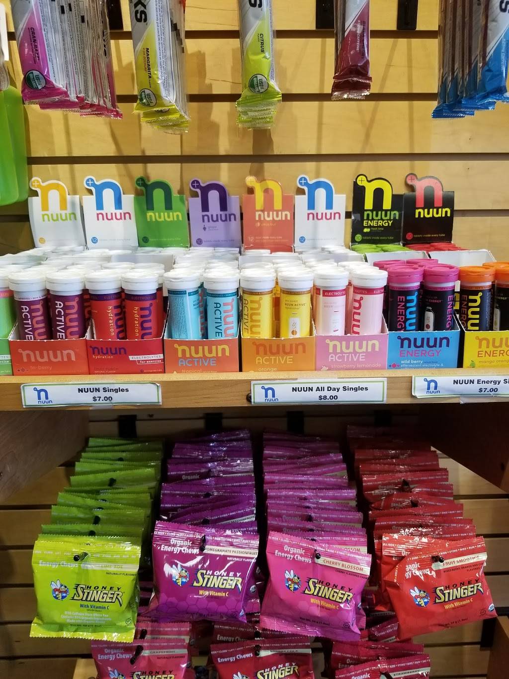 Fleet Feet Bonney Lake | restaurant | 19685 WA-410, Bonney Lake, WA 98391, USA | 2538628890 OR +1 253-862-8890