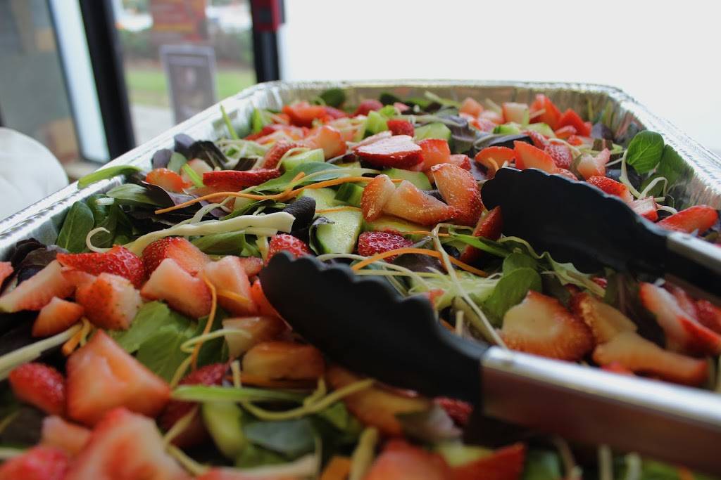 Cabana Restaurant & Lounge | restaurant | 1590 Dundas St E #3, Mississauga, ON L4X 2Z2, Canada | 9052322003 OR +1 905-232-2003