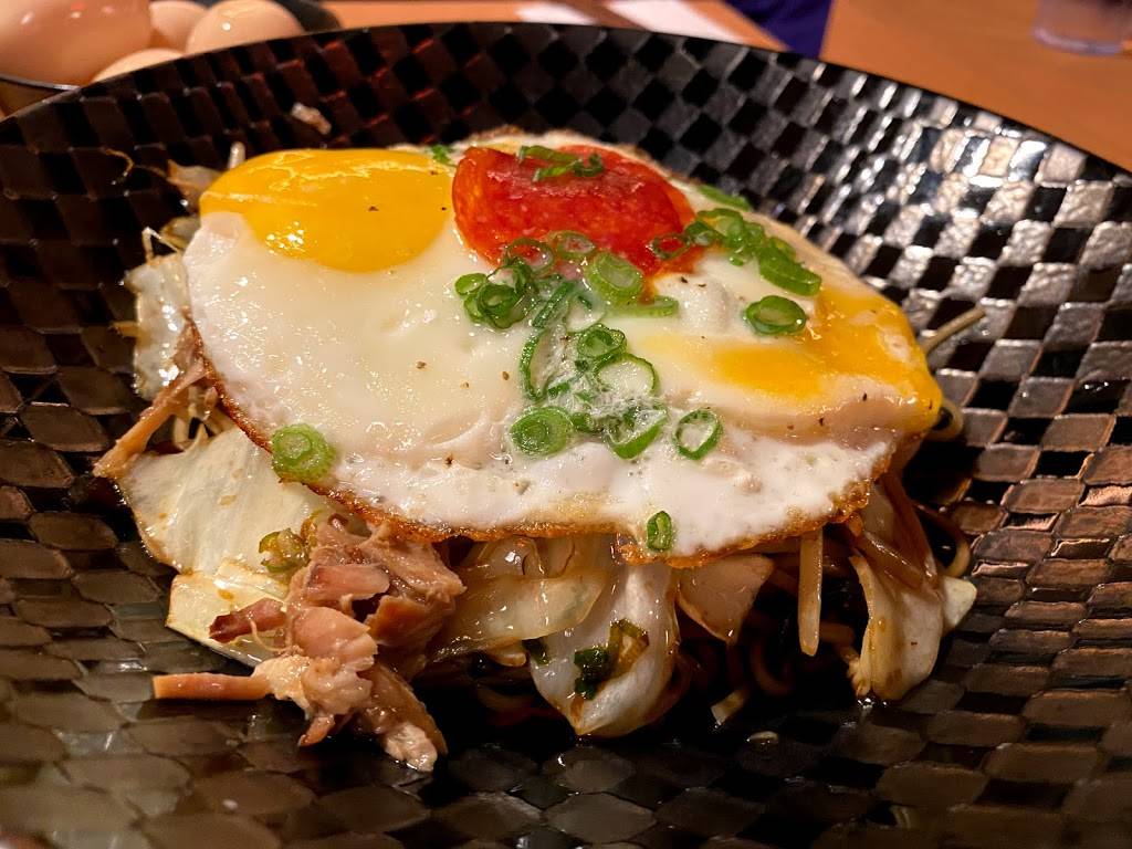 Strings Ramen Shop Hyde Park | restaurant | 1453 E 53rd St, Chicago, IL 60615, USA | 7736332797 OR +1 773-633-2797