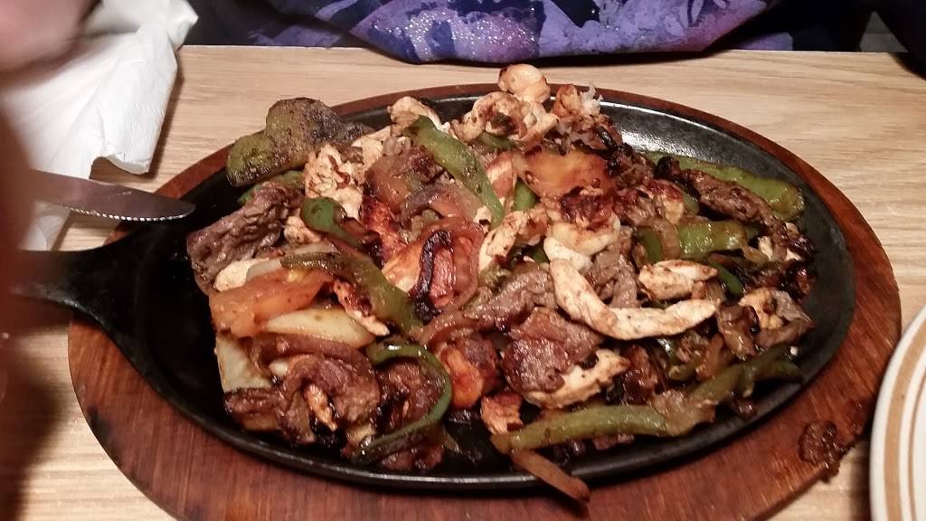 Tequila Mexican Restaurant | restaurant | 1323 N Market St, Sparta, IL 62286, USA | 6184433368 OR +1 618-443-3368