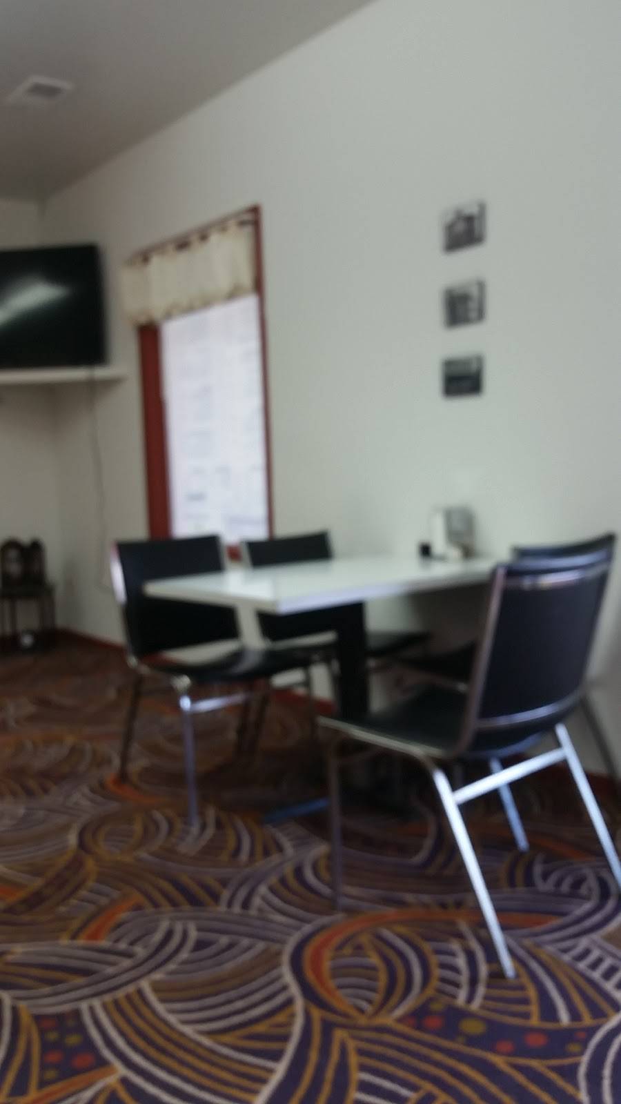 Thunderbird Burgers & Ice Cream | restaurant | 719 Main St, Towanda, KS 67144, USA | 3165366032 OR +1 316-536-6032