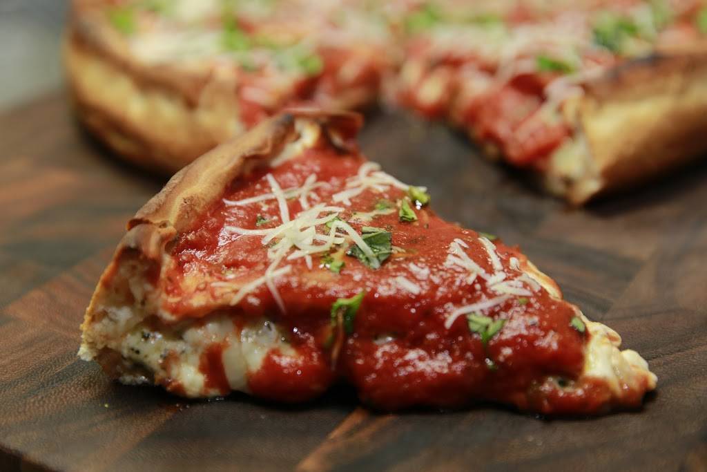 Bondis Pizza | meal takeaway | 298 Springbank Dr, London, ON N6J 1E9, Canada | 5196450322 OR +1 519-645-0322