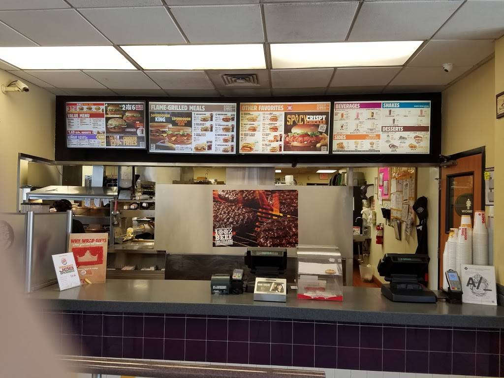 Burger King | restaurant | 211 SW Military Dr, San Antonio, TX 78221, USA | 2109231135 OR +1 210-923-1135