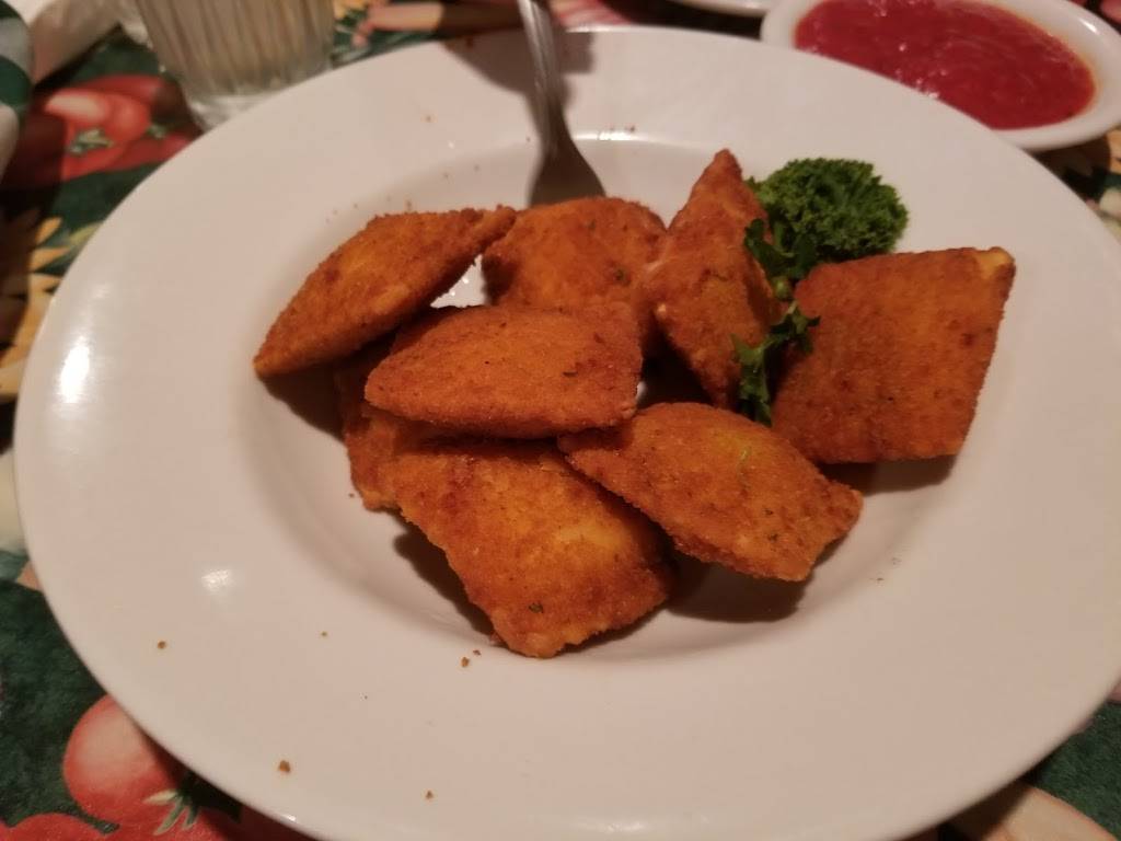 Villa Restaurant & Pizzeria | restaurant | 21311 Gratiot Ave, Eastpointe, MI 48021, USA | 5867781780 OR +1 586-778-1780