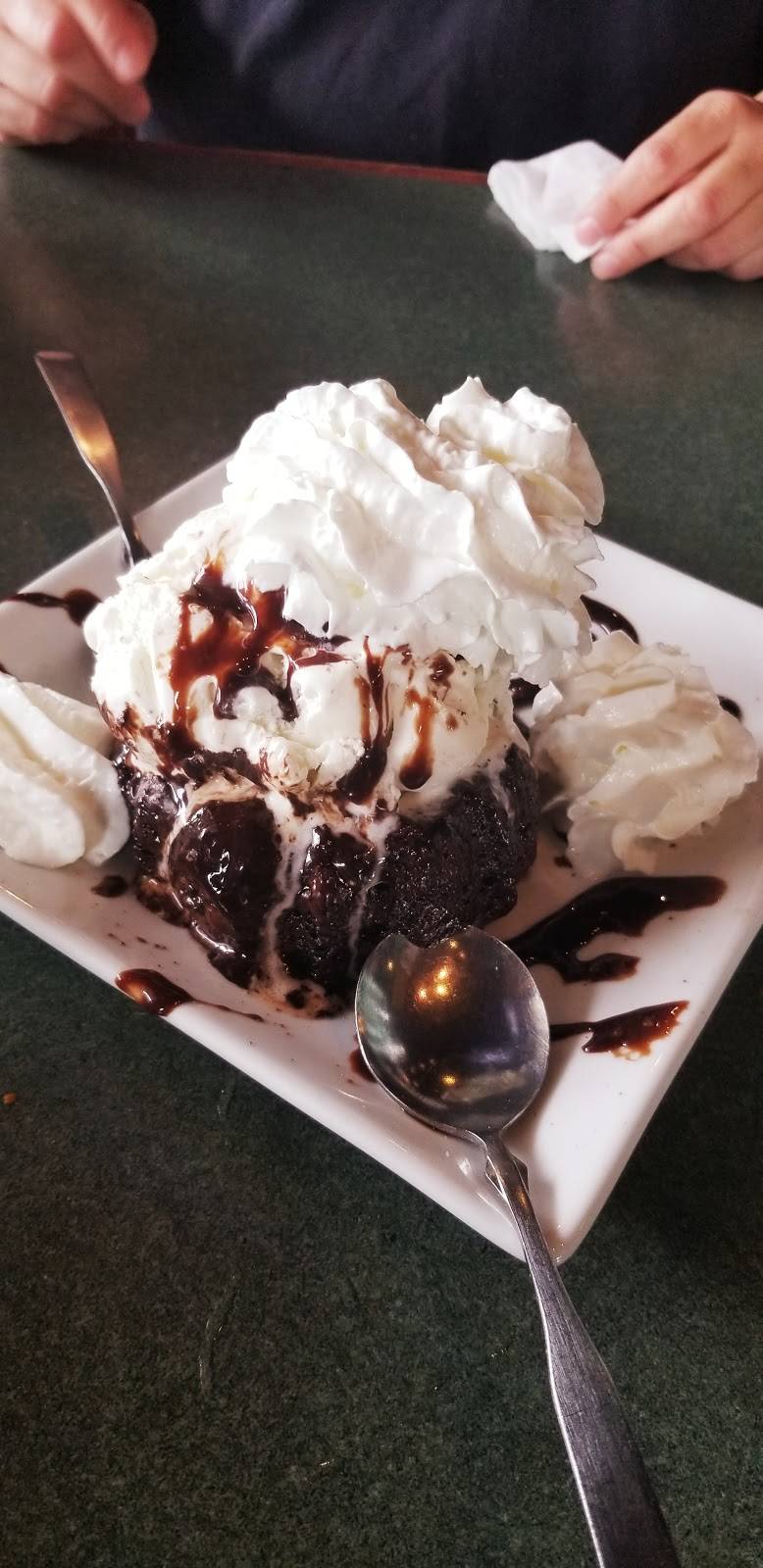 The Greene Turtle Sports Bar & Grille | restaurant | 700 Hempstead Turnpike, Franklin Square, NY 11010, USA | 5167439700 OR +1 516-743-9700