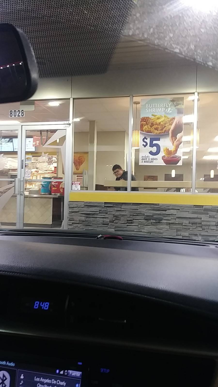 Churchs Chicken | restaurant | 8028 N Mesa St, El Paso, TX 79932, USA | 9155844966 OR +1 915-584-4966