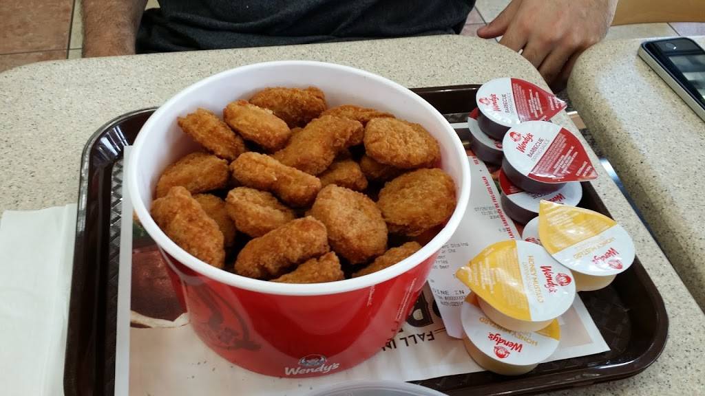 Wendys | restaurant | 4426 Hoffner Ave, Orlando, FL 32812, USA | 4074387211 OR +1 407-438-7211