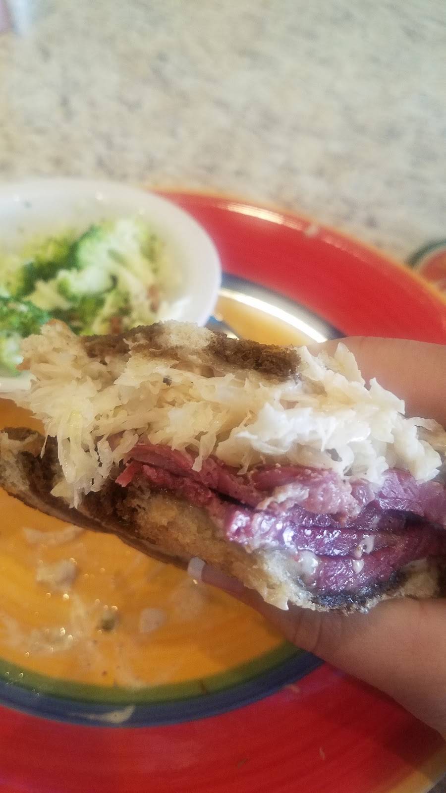 Flying Fish Cafe | restaurant | 780 E Merritt Island Causeway suite c102, Merritt Island, FL 32952, USA | 3215064613 OR +1 321-506-4613