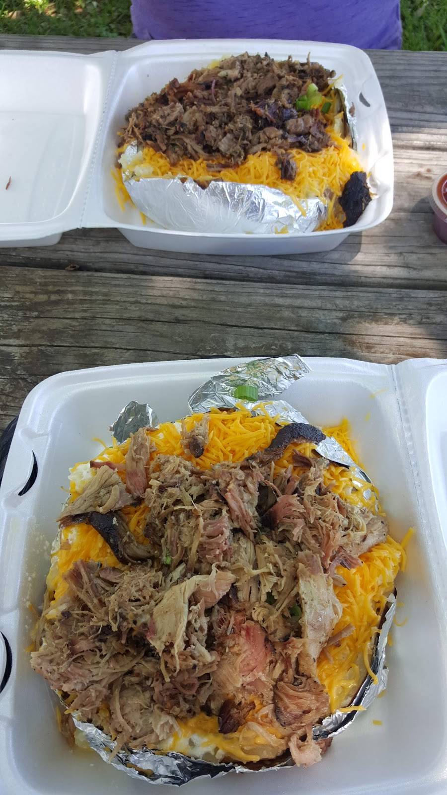 Rogers BBQ Barn | restaurant | 15879 Sour Lake Rd, Beaumont, TX 77713, USA | 4095539929 OR +1 409-553-9929