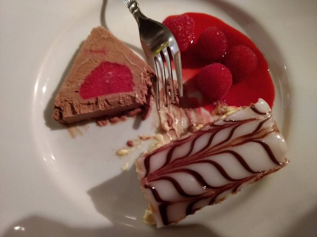 RSVP | restaurant | 7 Railroad St, West Cornwall, CT 06796, USA | 8606727787 OR +1 860-672-7787