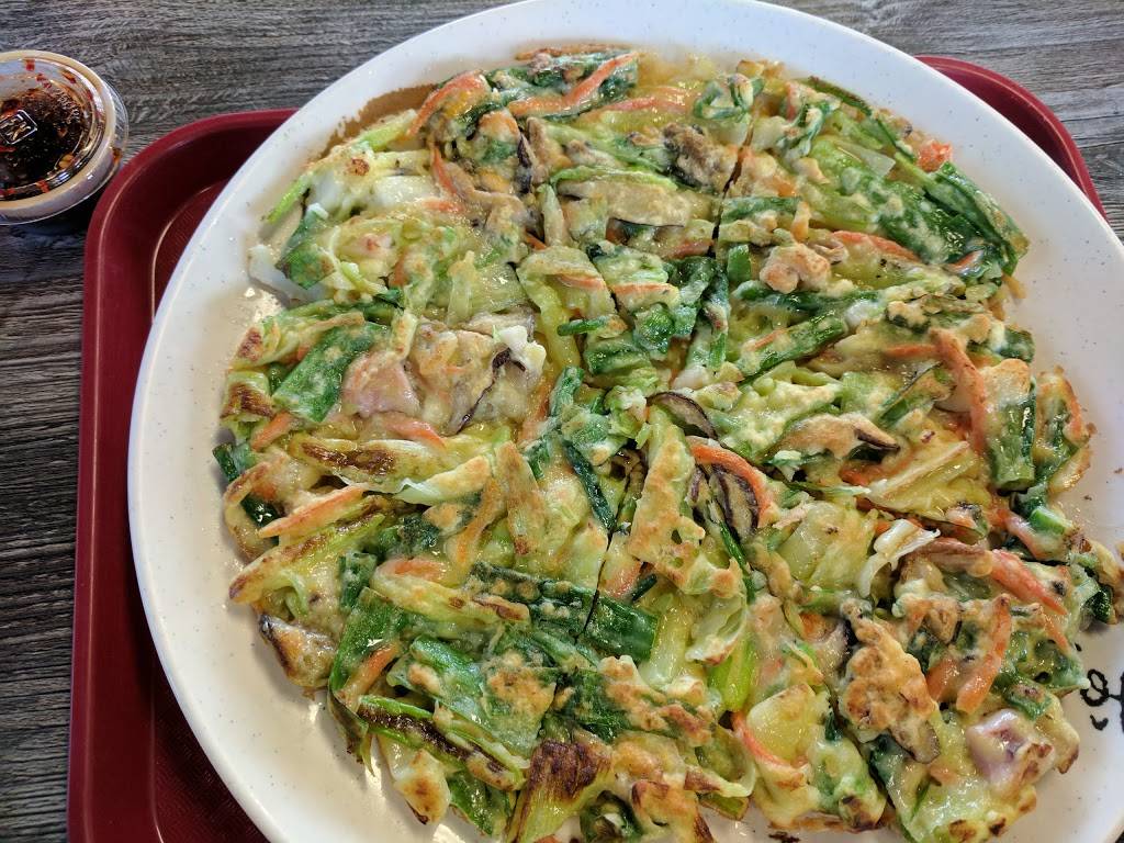 Mixed Roll And Bop | restaurant | 375 S Bascom Ave, San Jose, CA 95128, USA | 6692314689 OR +1 669-231-4689